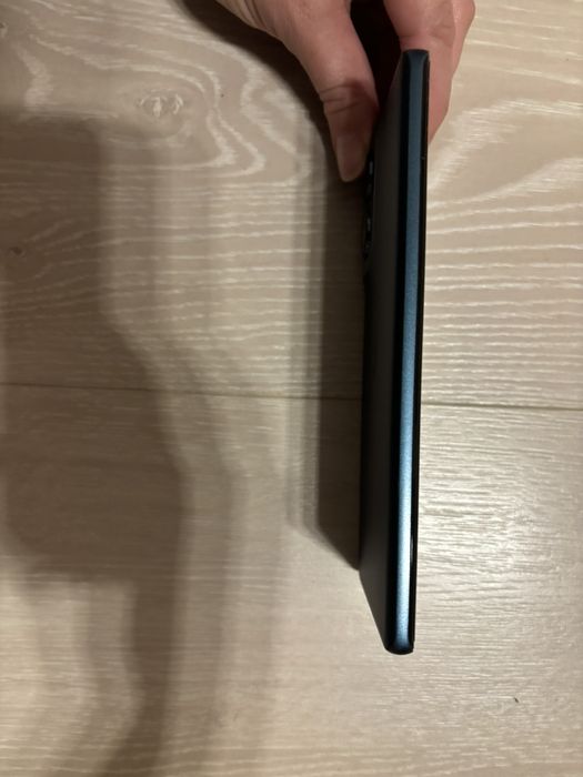 Motorola edge 50 neo с 2г гаранция