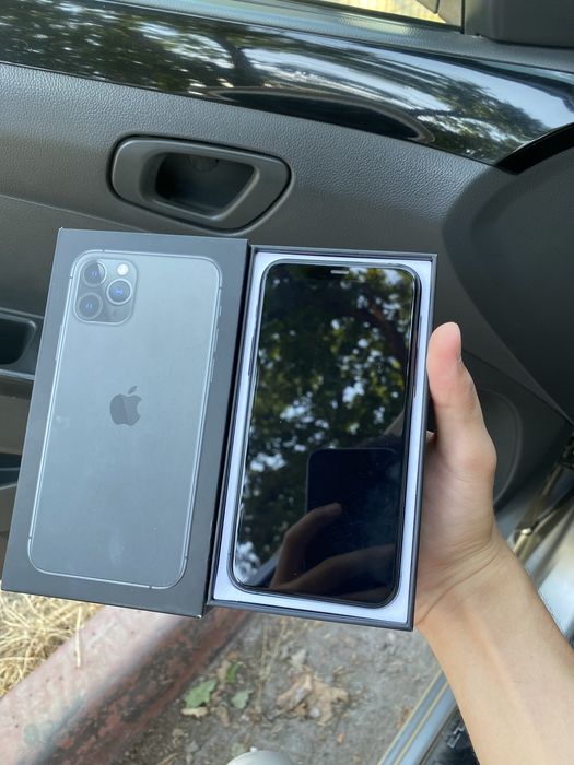 Iphone 11 pro в идеальном состаянии с каробка документами