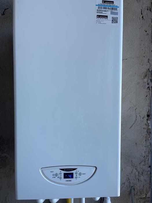 Продам 2 комнатную на Батысе