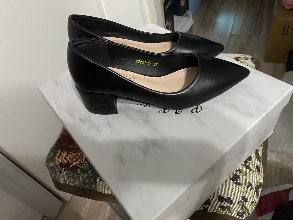 Срочна продам туль и клем шторы и пасуда разни