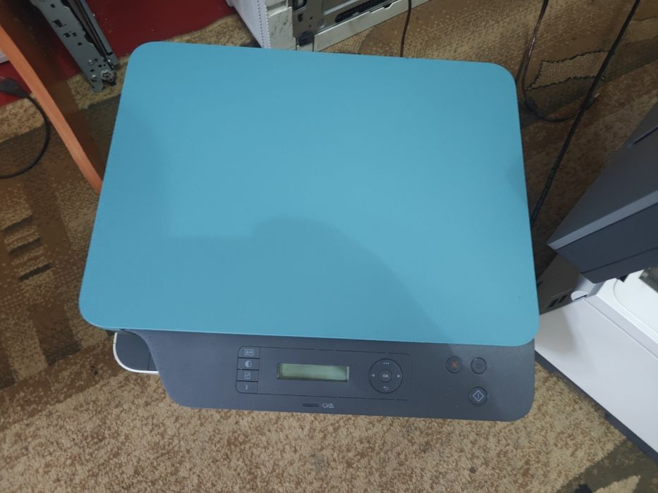 Продам принтер hp m135r