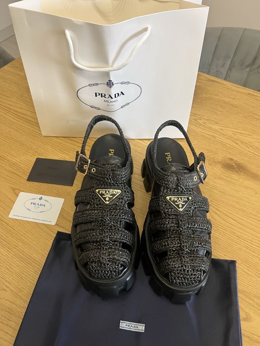 Черни сандали Prada -38 и 39 номер