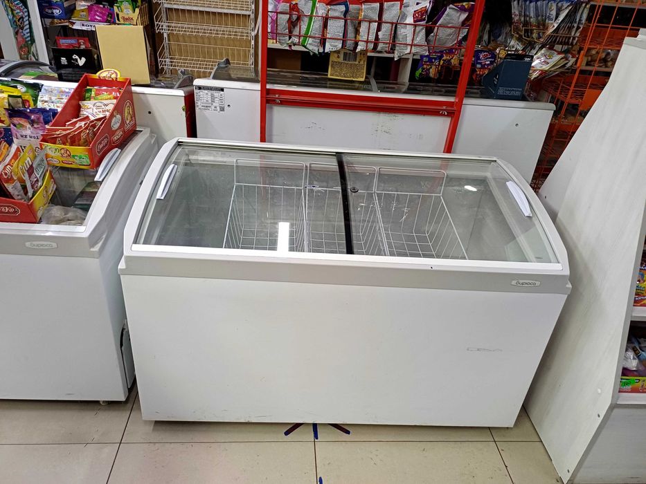 Морозилка бирюса стекло