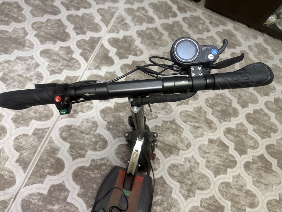 Продам Электрический Самокат!