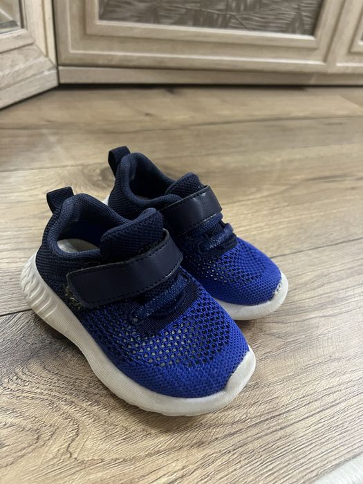 Продам обувь для мальчика