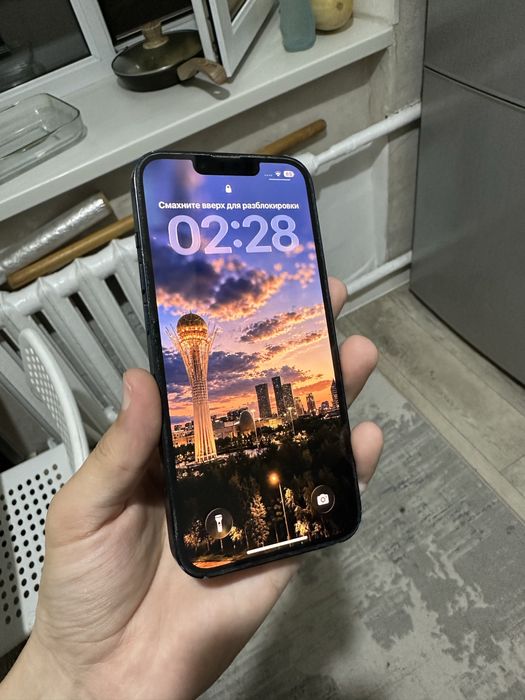 Продам айфон 14, на 256 gb