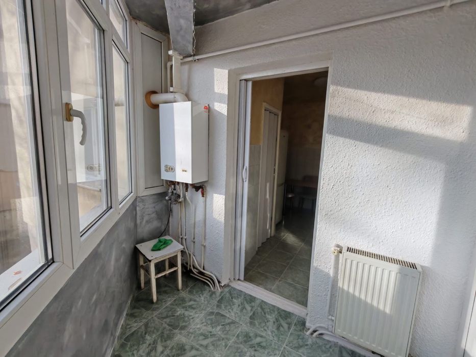 Inchiriez apartament cu 2 camere in Bacau, zona Mioritei