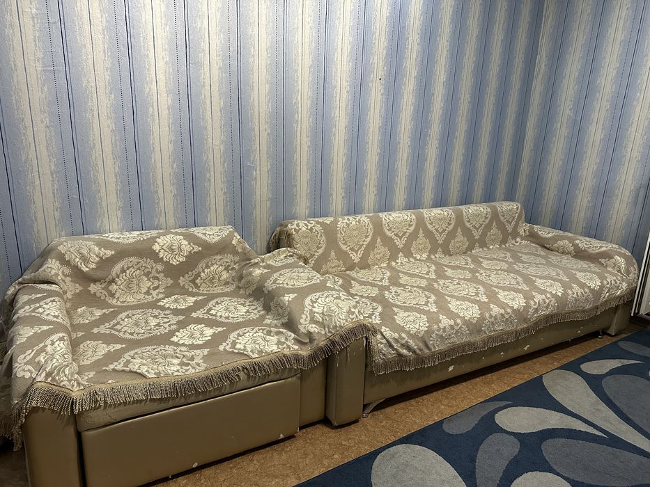 Диван с креслом бу.