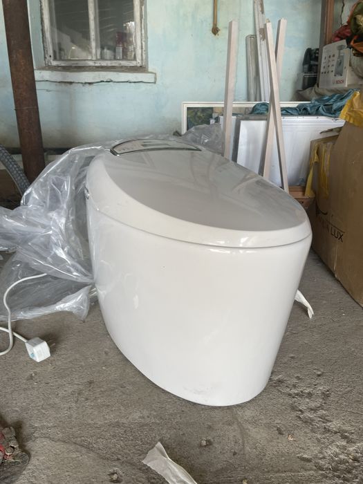 Продам унитаз умный электронный