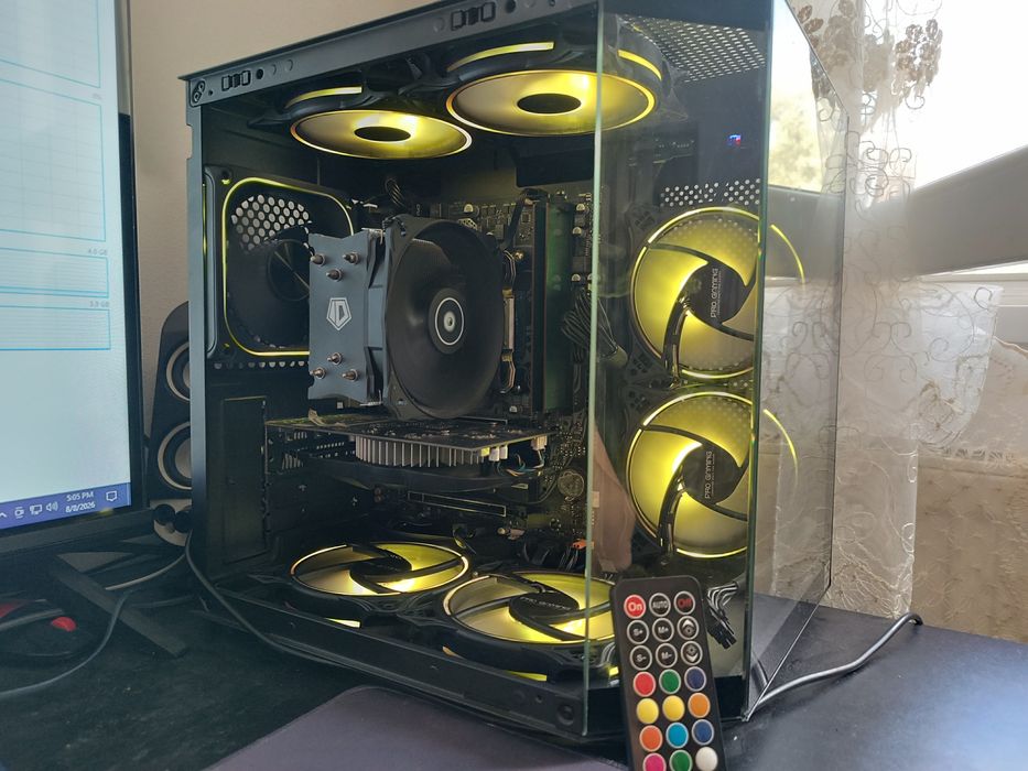 Vând PC foarte bun