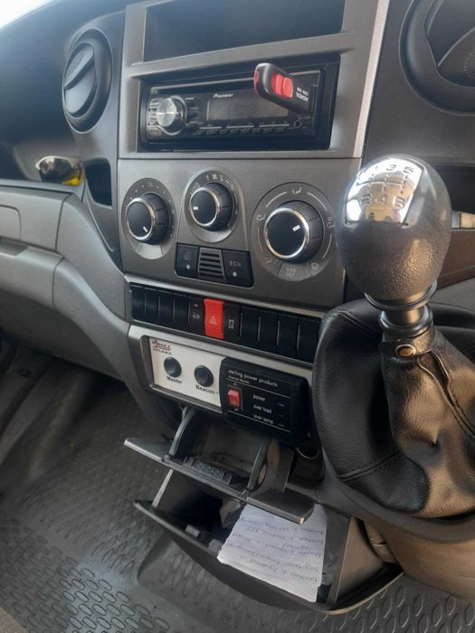 Бус IVECO DAILY 35S13MWB  2015Г.