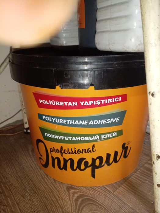 Болты мебельные новые