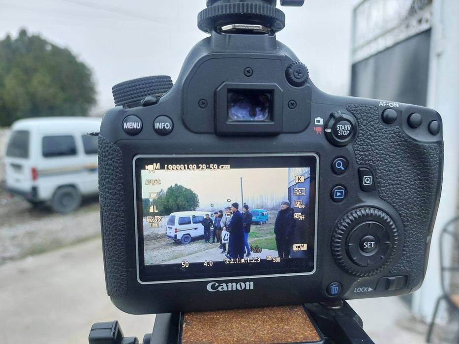 Canon 6d sotiladi xolati yaxshi