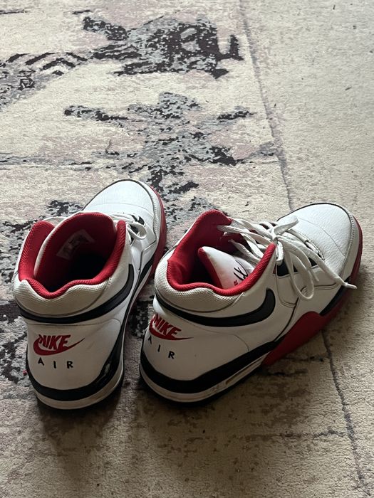 Vand nike air flight barbati