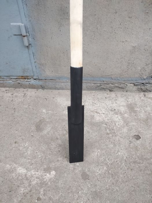 Продам новый ледоруб