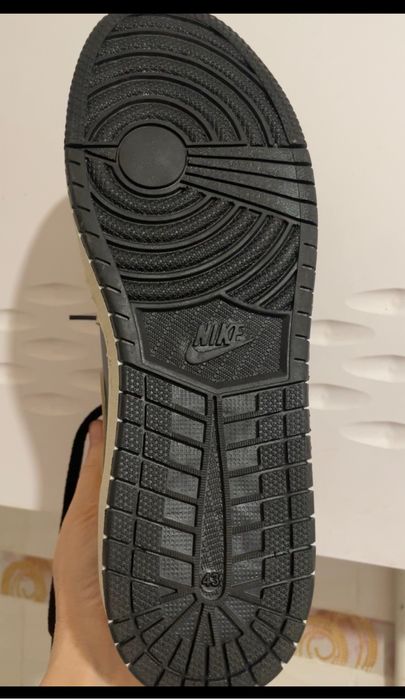 Кроссовки Nike новые