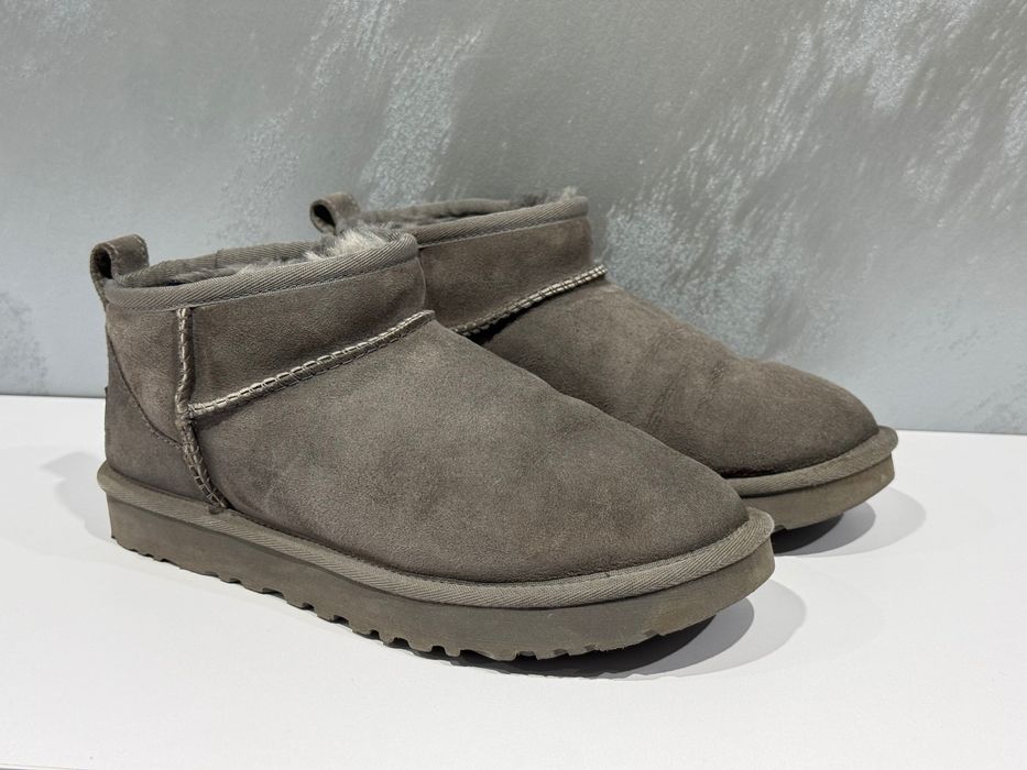 UGG Ultra Mini / 38