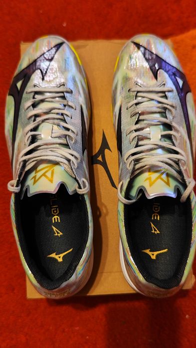 Mizuno Alpha II Elite TF 42