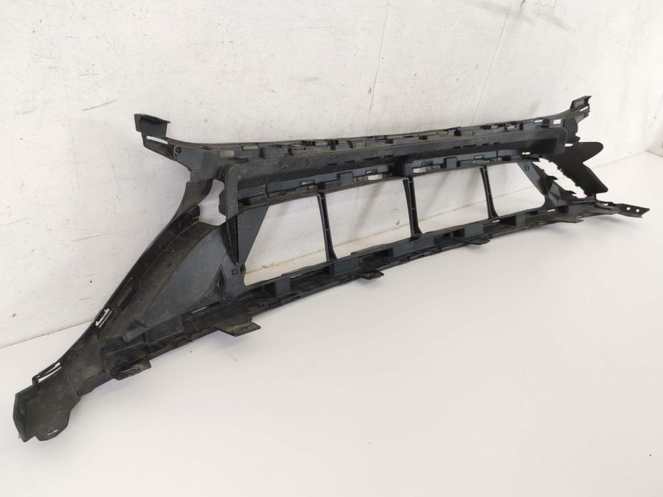 Долна решетка на предна броня Мерцедес-Бенц С-Клас / Mercedes-Benz S-C