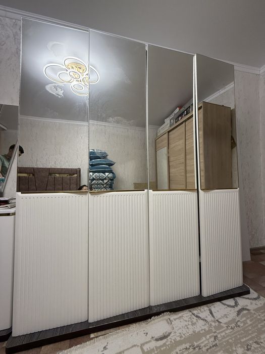 Продам шкаф 4 дв