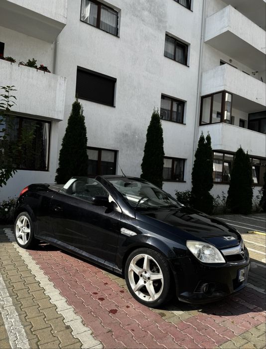Opel tigra.
