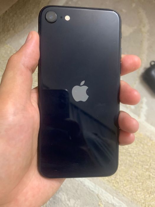 iPhone SE 2022 продам