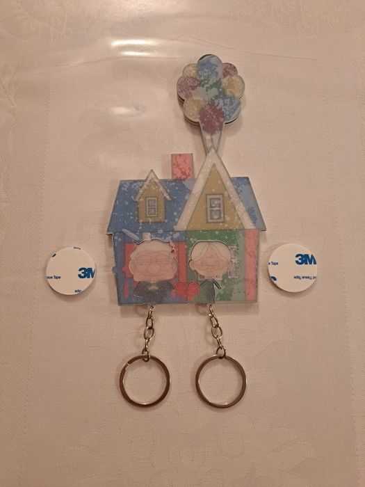 Брелок (брелки)Домик с шарами парные