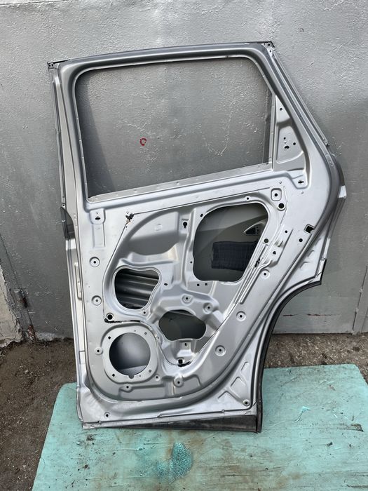 Задна лява врата за Hyundai Tucson Хюндай Туксон 2020-2024г