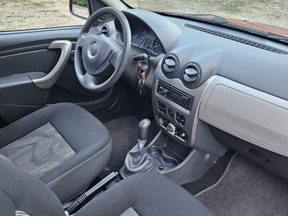 Dacia Sandero 1.4mpi clima,servo