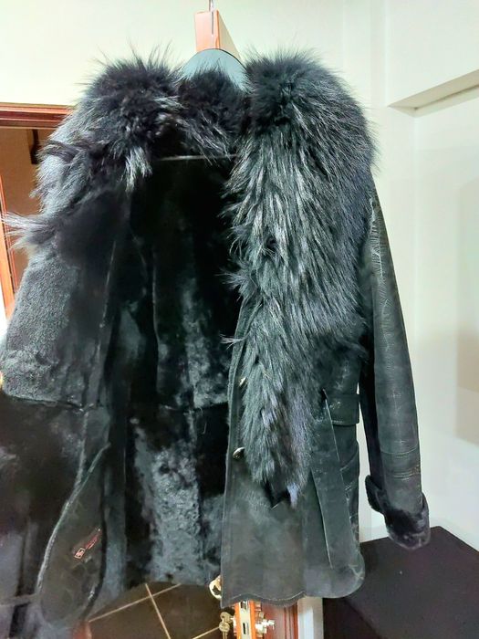 Cojoc imblanit piele naturala cu guler blana naturala