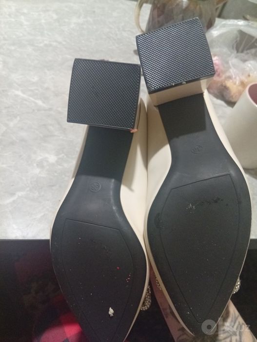 Продам женские туфли новые