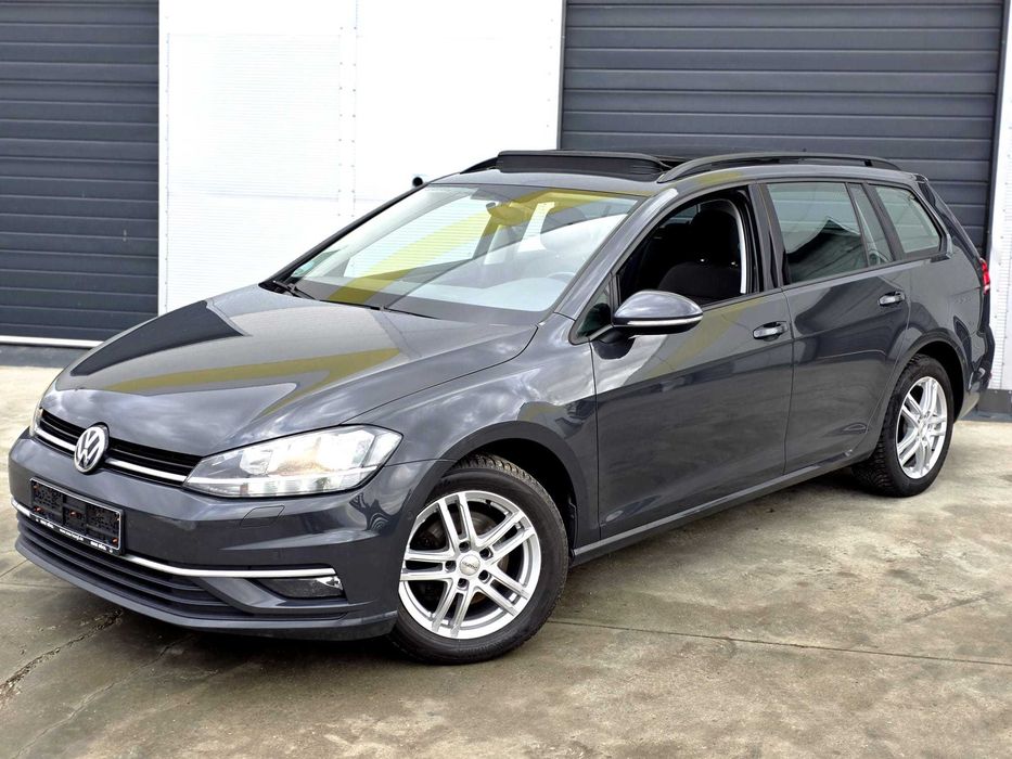 Volkswagen Golf 7.5 1.6 TDI 2017 Comfortline Panoramic Parktronic Navi