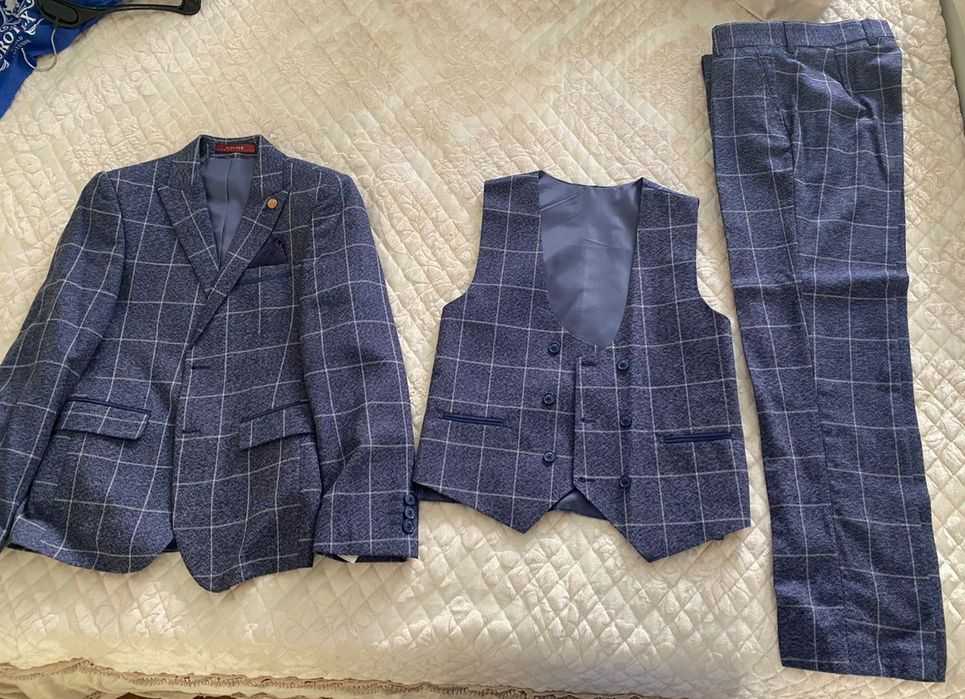 Детский костюмдер