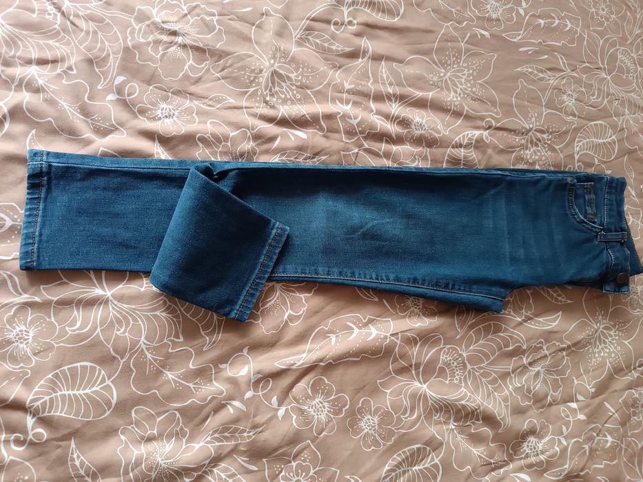 Детски дънки 8 г.