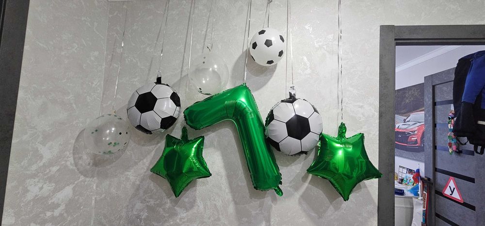 Продвм набор шаров и футболки на день рождения футболиста