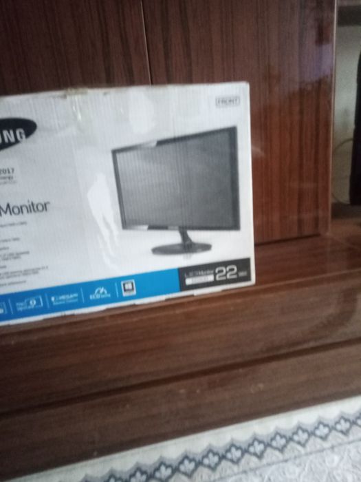 Монитор samsung SD300