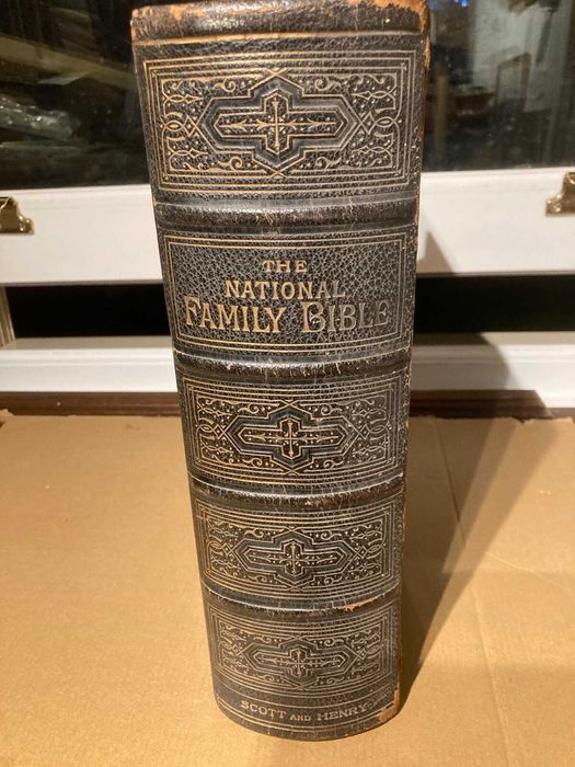 Biblia / Biblie veche Scott&Henry , piele, engleza ,1870 , 6 kg,