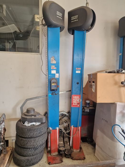 Elevator Slift 3 tone