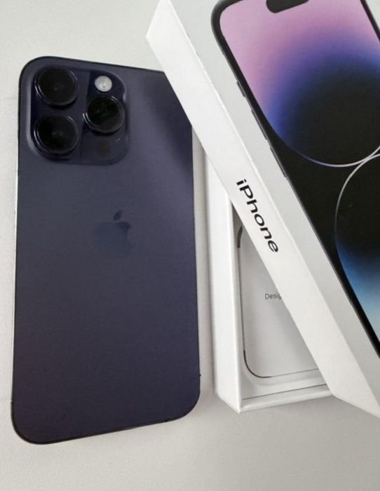 Продам айфон 14 про