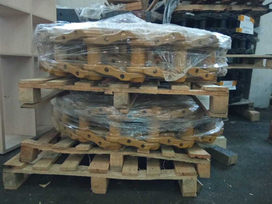 Гусеничная цепь в сборе