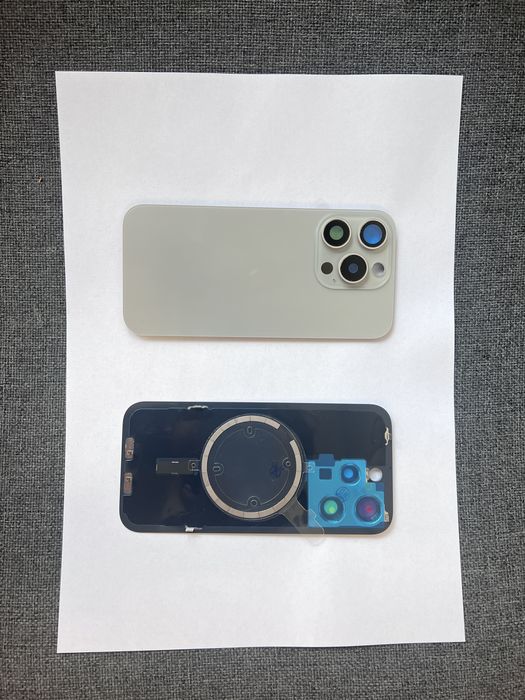 Sticla iPhone 15 Pro Natural Titanium