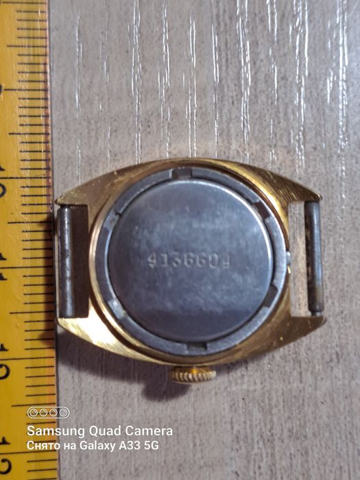 Продам часы женские