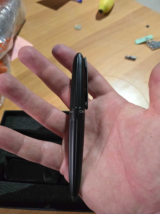 Писалка Diplomat Aero Medium Nib gift box