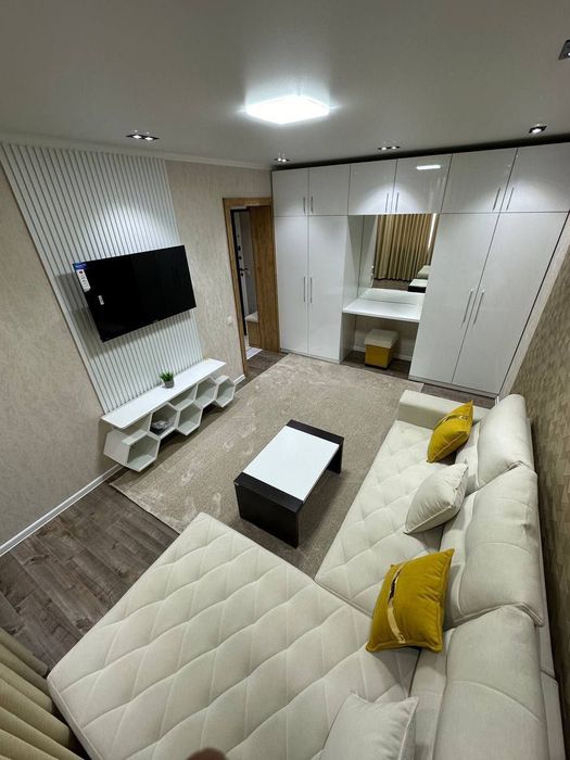 Срочно продаётся Чиланзар 4 квартал 1/4/4. Мебель и Техника