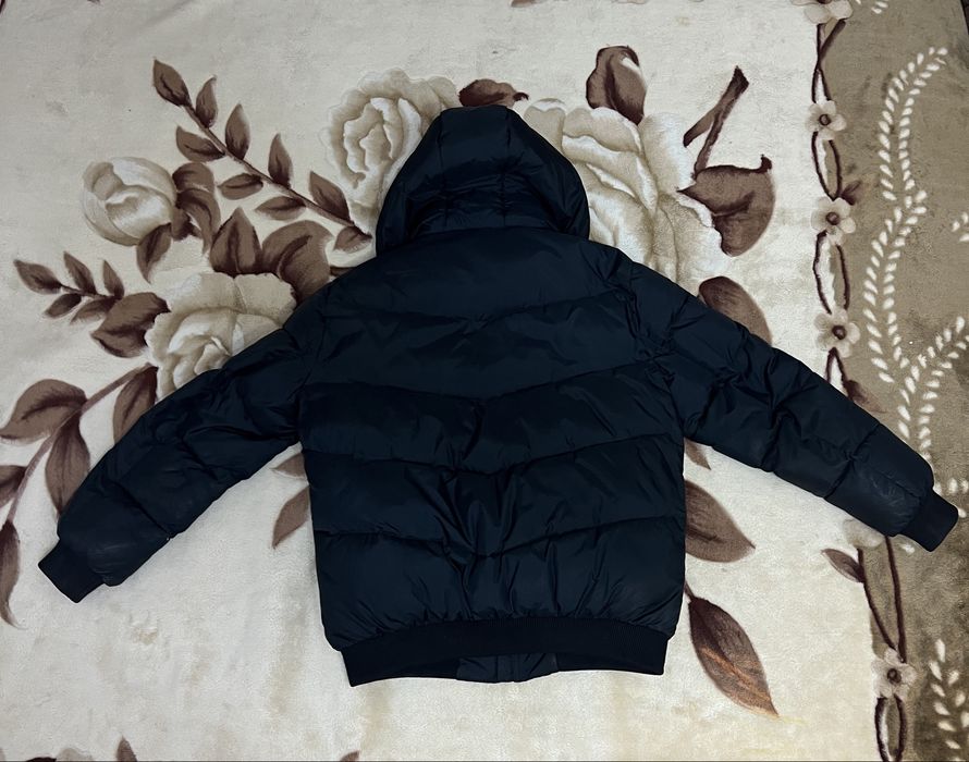 Продам б/у куртки
