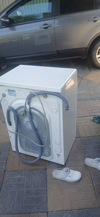 Продам стиральную машину