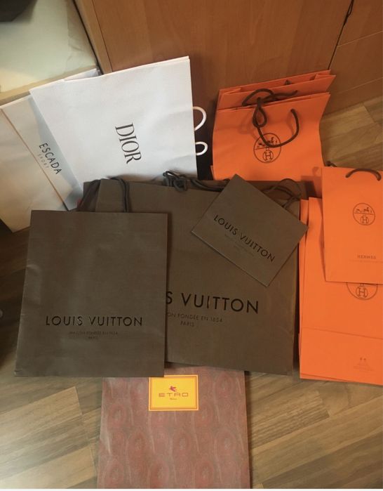 Оригинални хартиени пликове и текстилни ленти на известни марки