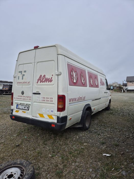 Autoutilitara Volkswagen LT45 cu motor man