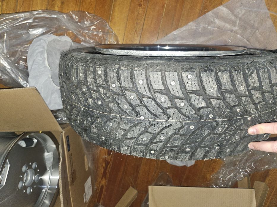 Резина новая 4шт.