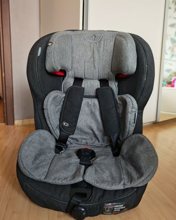 Столче за автомобил KinderKraft ISOFIX